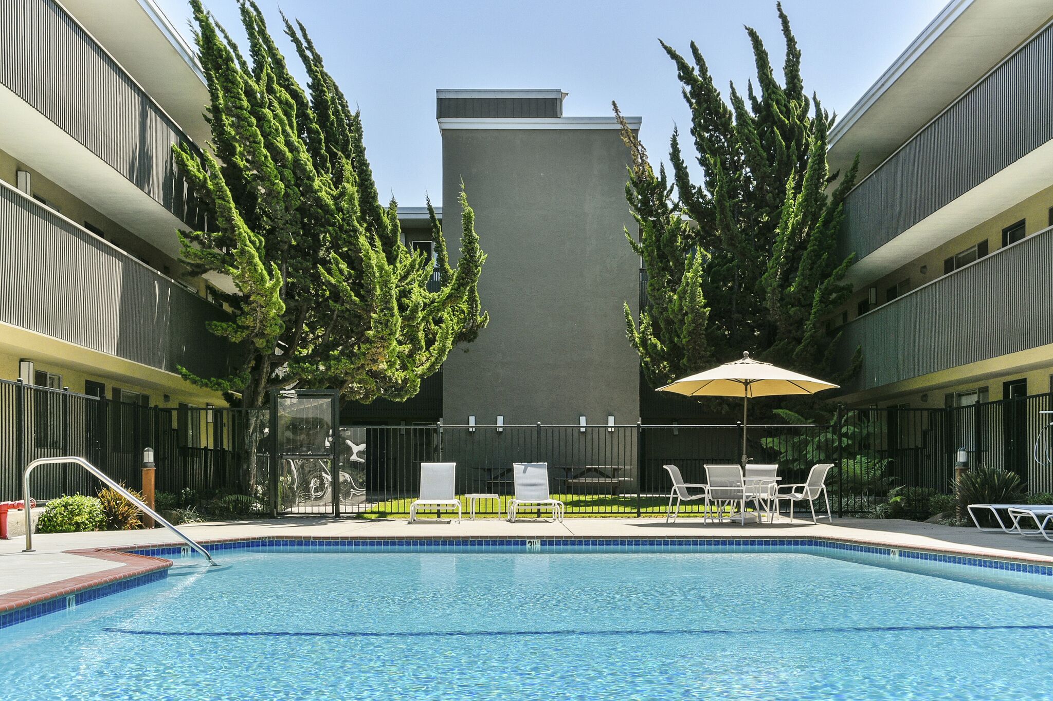 Villa Marina pool